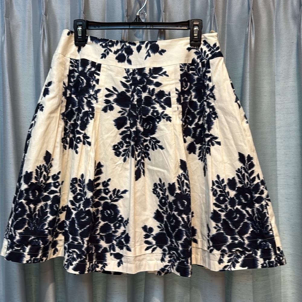 Talbots Pleated A-Line Floral “Flow” Blue Cotton Skirt Size 14 Petite Boho